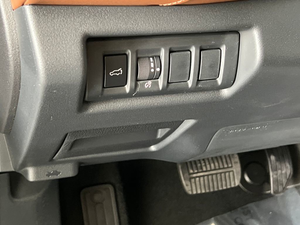 New 2026 Subaru Outback Touring image 33