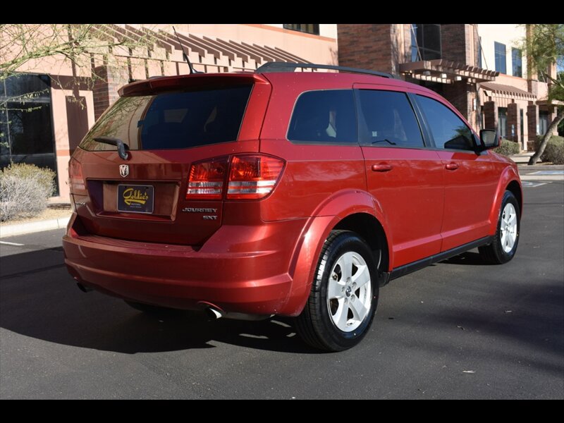 Used 2010 Dodge Journey SXT w/ Rear Seat Video Group FWD image 7
