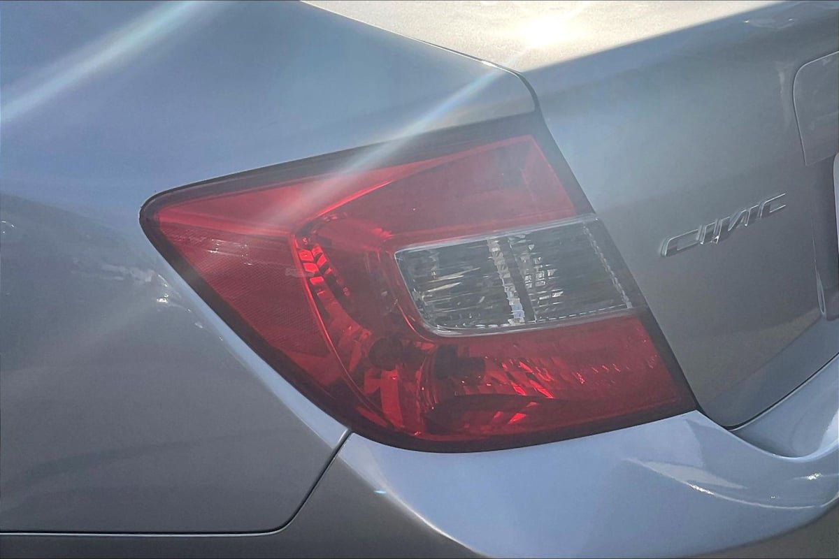 Used 2012 Honda Civic DX image 22
