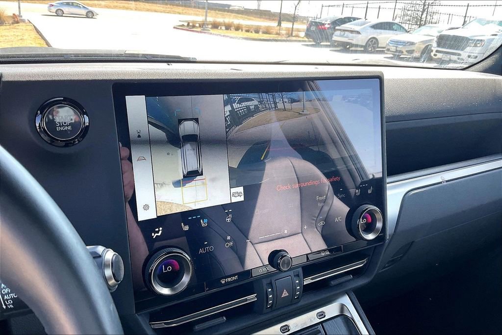 Used 2024 Lexus GX 550 w/ Accessory Package (Z1) image 27