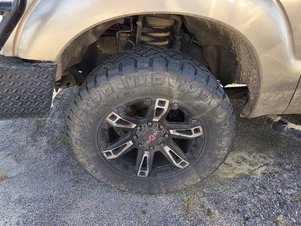 Used 2011 Ford F250 Lariat AWD/4WD image 9