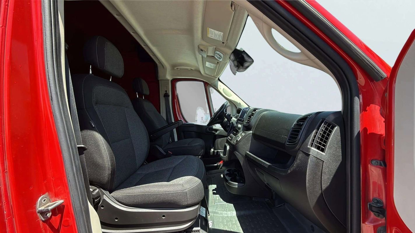 Used 2022 RAM ProMaster 2500 w/ Driver Convenience Group FWD image 13