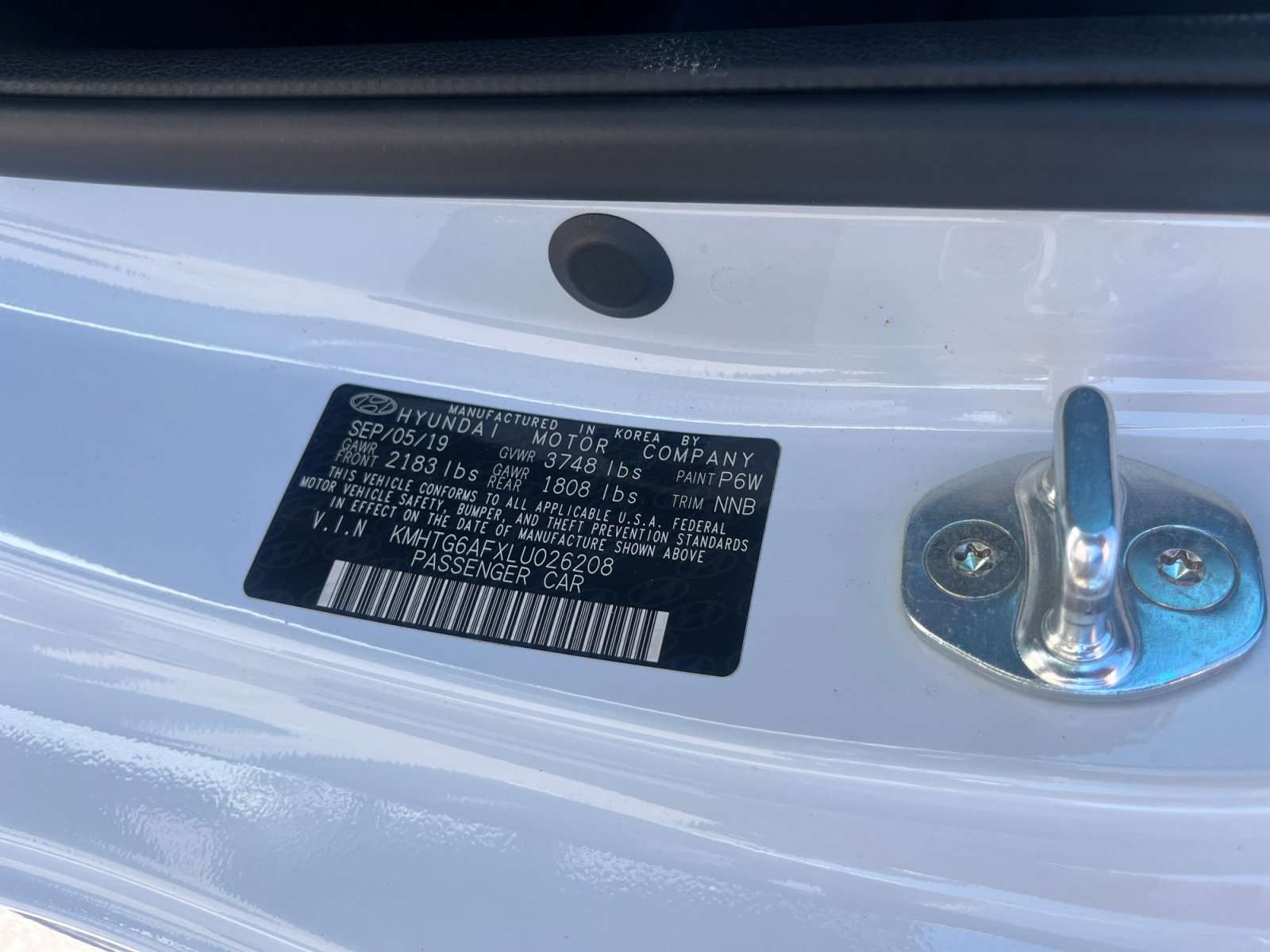 Used 2020 Hyundai Veloster 2.0 Premium image 25