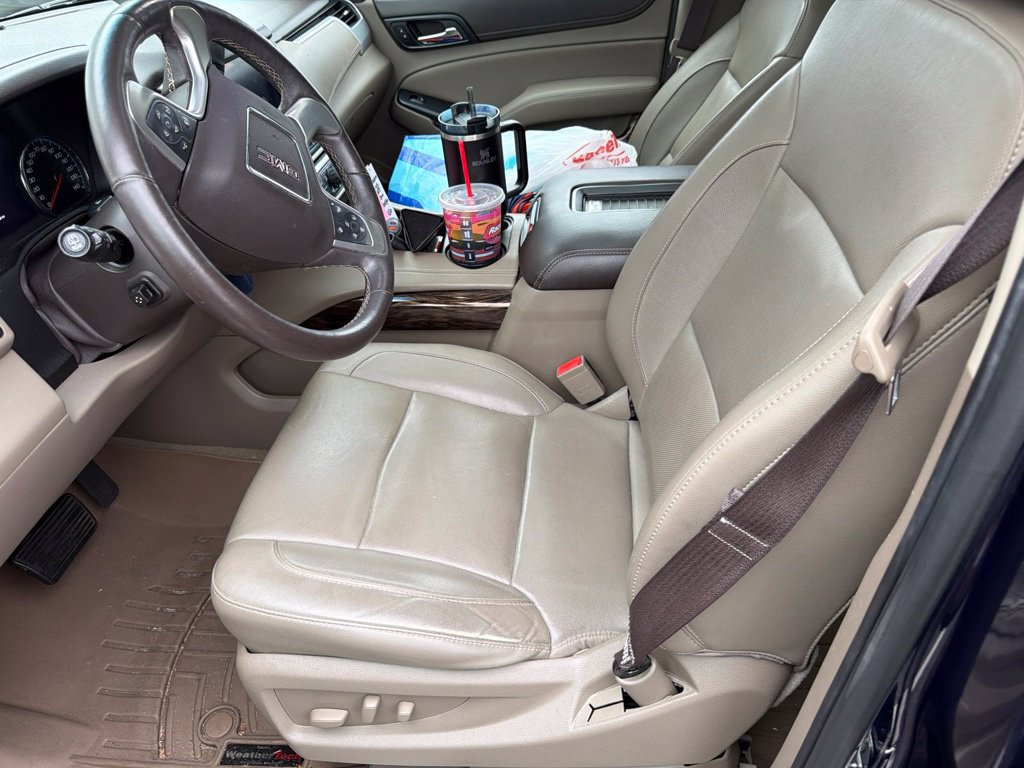 Used 2017 GMC Yukon XL SLT w/ Open Road Package RWD image 7