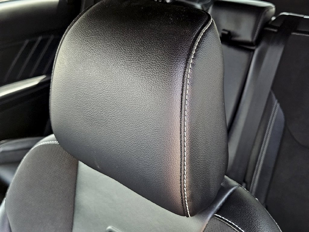 Used 2023 Ford Edge ST AWD/4WD image 15