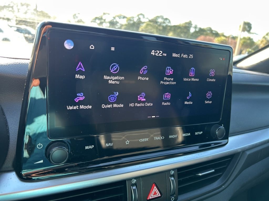 Used 2023 Kia Forte GT-Line image 32