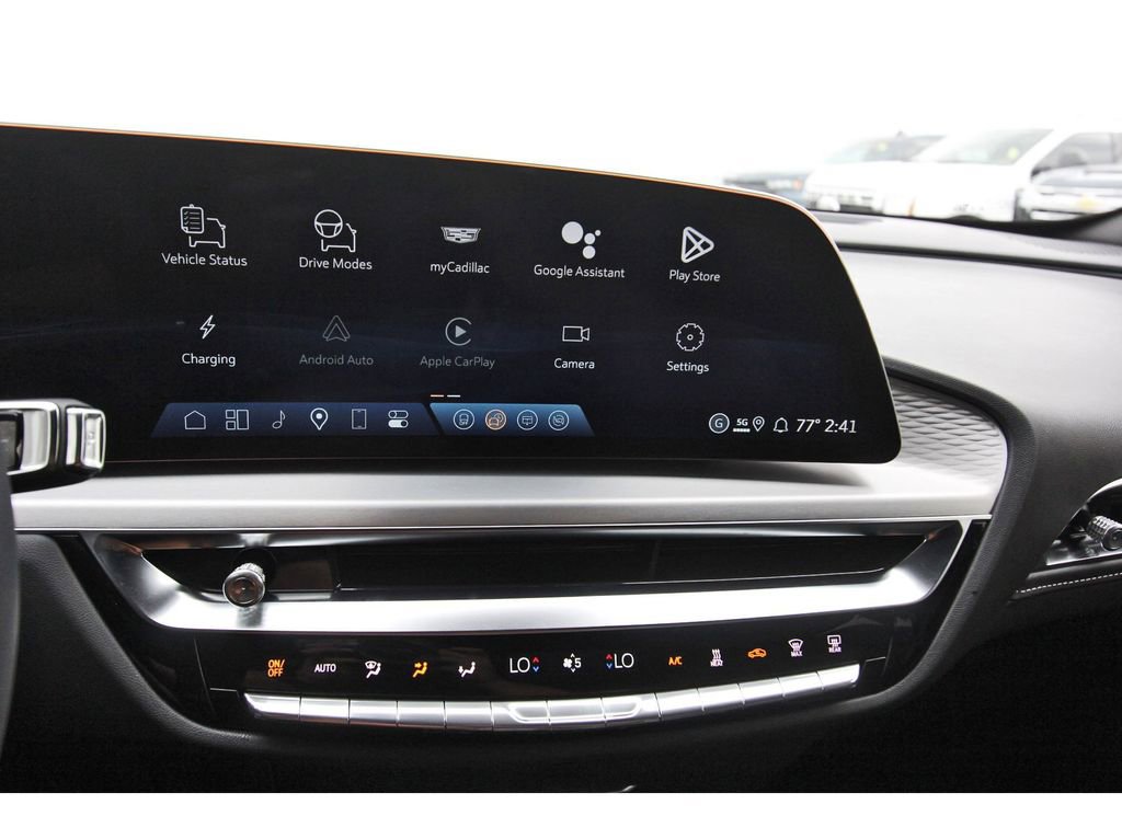 New 2026 Cadillac Lyriq Luxury AWD/4WD image 16