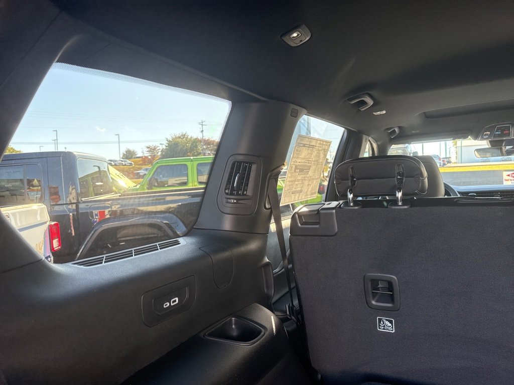 New 2025 Jeep Grand Cherokee L Altitude image 20