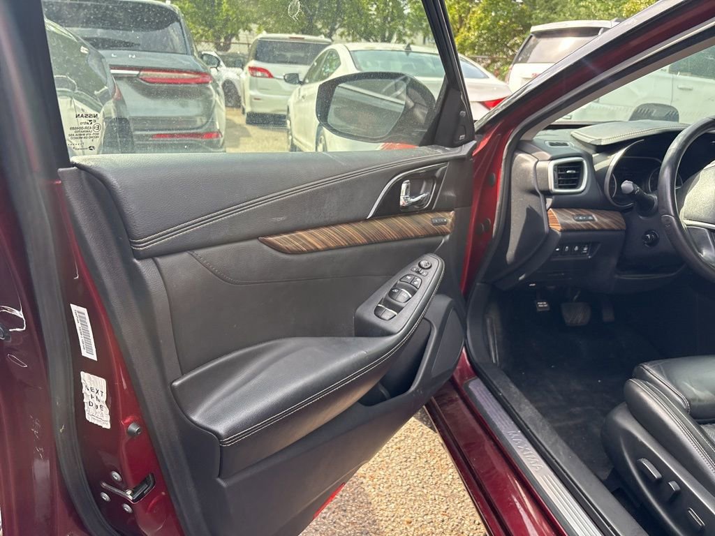 Used 2017 Nissan Maxima Platinum FWD image 18