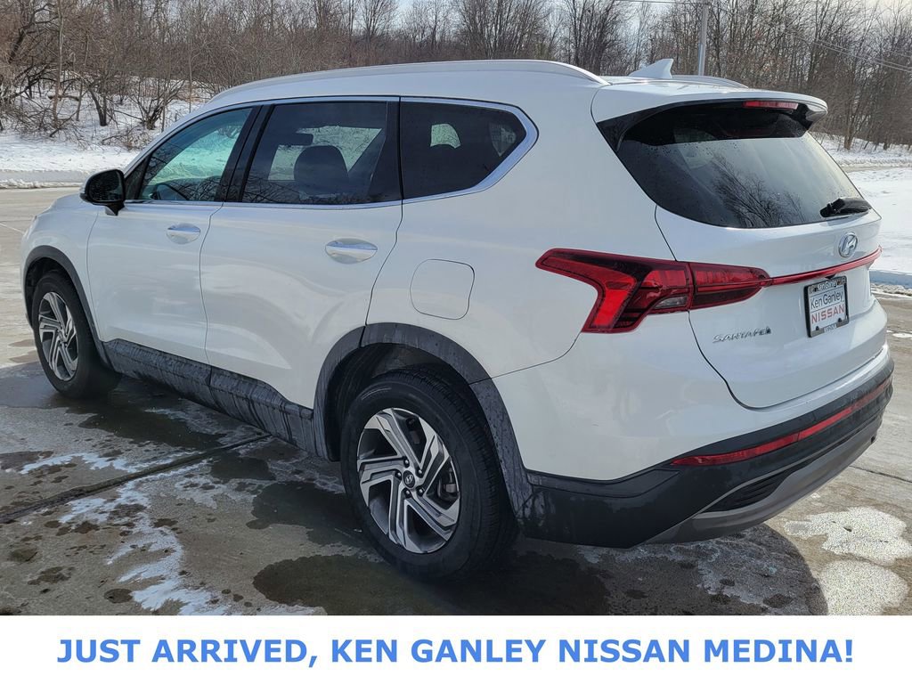 Used 2023 Hyundai Santa Fe SEL image 5