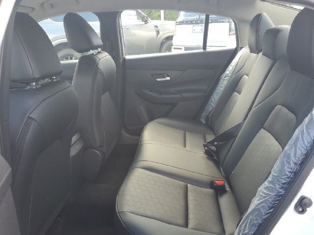 New 2027 Nissan Sentra SR w/ SR Premium Package FWD image 7
