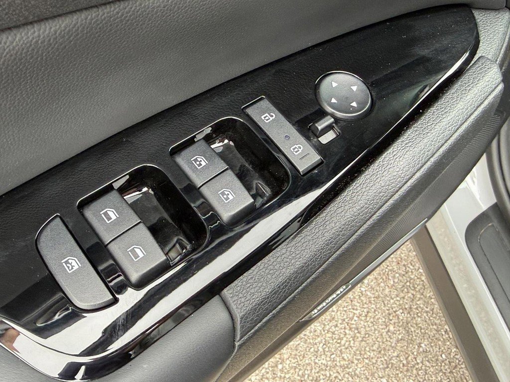 Used 2023 Kia Sportage X-Pro image 16