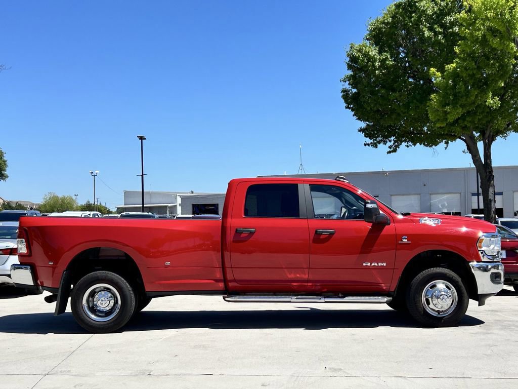 Used 2024 RAM 3500 Big Horn image 3