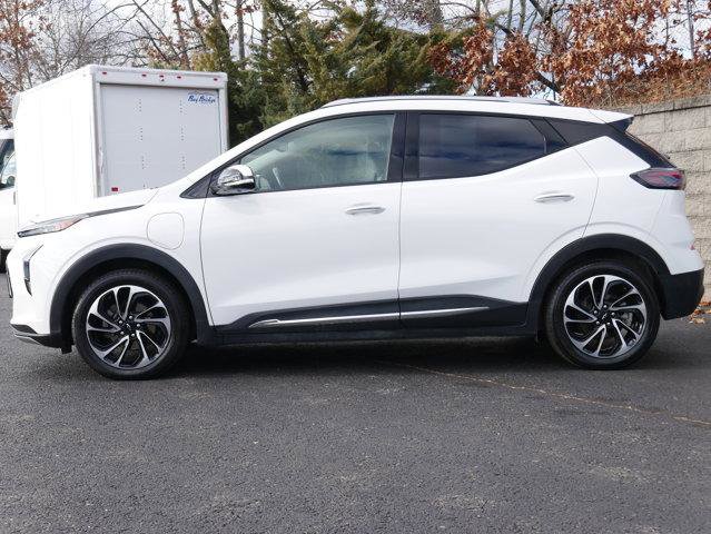 Used 2023 Chevrolet Bolt EUV Premier w/ Super Cruise Package FWD image 3
