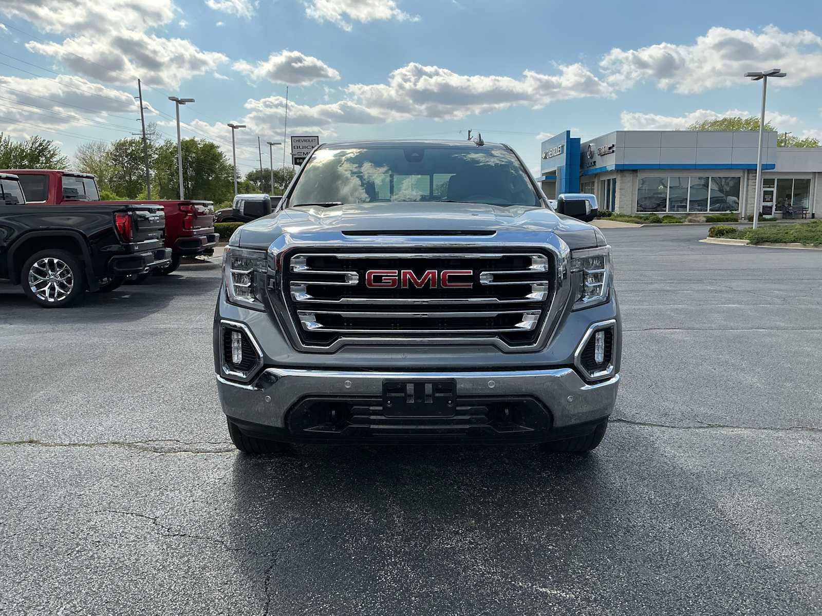 Used 2020 GMC Sierra 1500 SLT w/ SLT Premium Plus Package AWD/4WD image 2