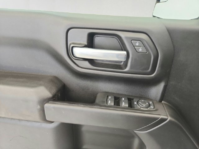 Used 2021 Chevrolet Silverado 1500 Custom RWD image 18