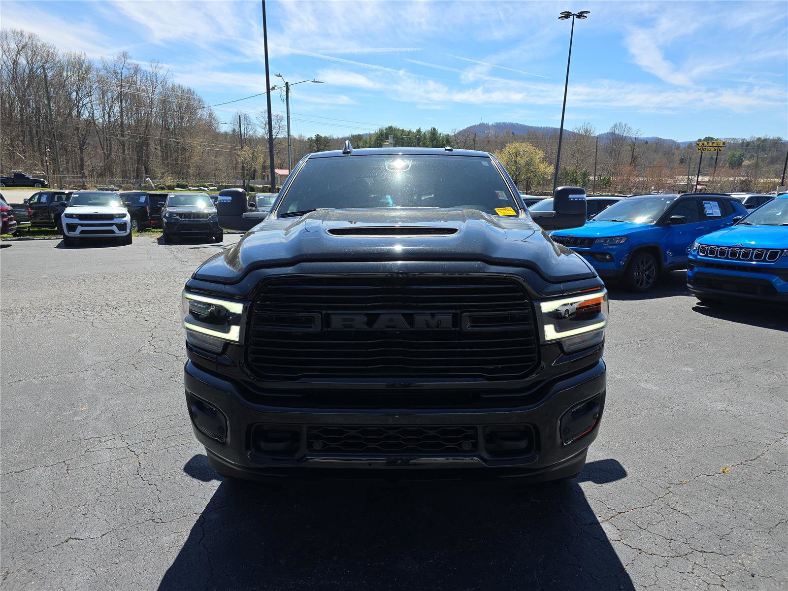 Used 2024 RAM 3500 Laramie w/ Night Edition image 9