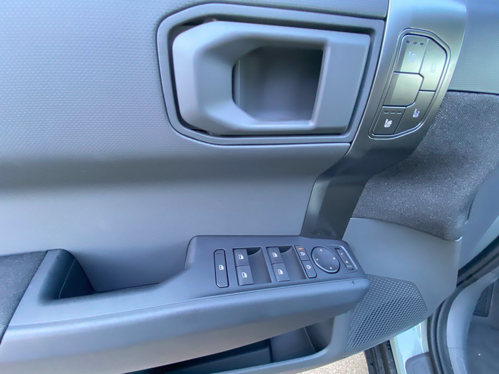 New 2027 Kia EV3 Land FWD image 12