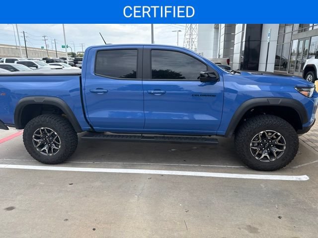 Used 2025 Chevrolet Colorado ZR2 w/ Technology Package AWD/4WD image 7