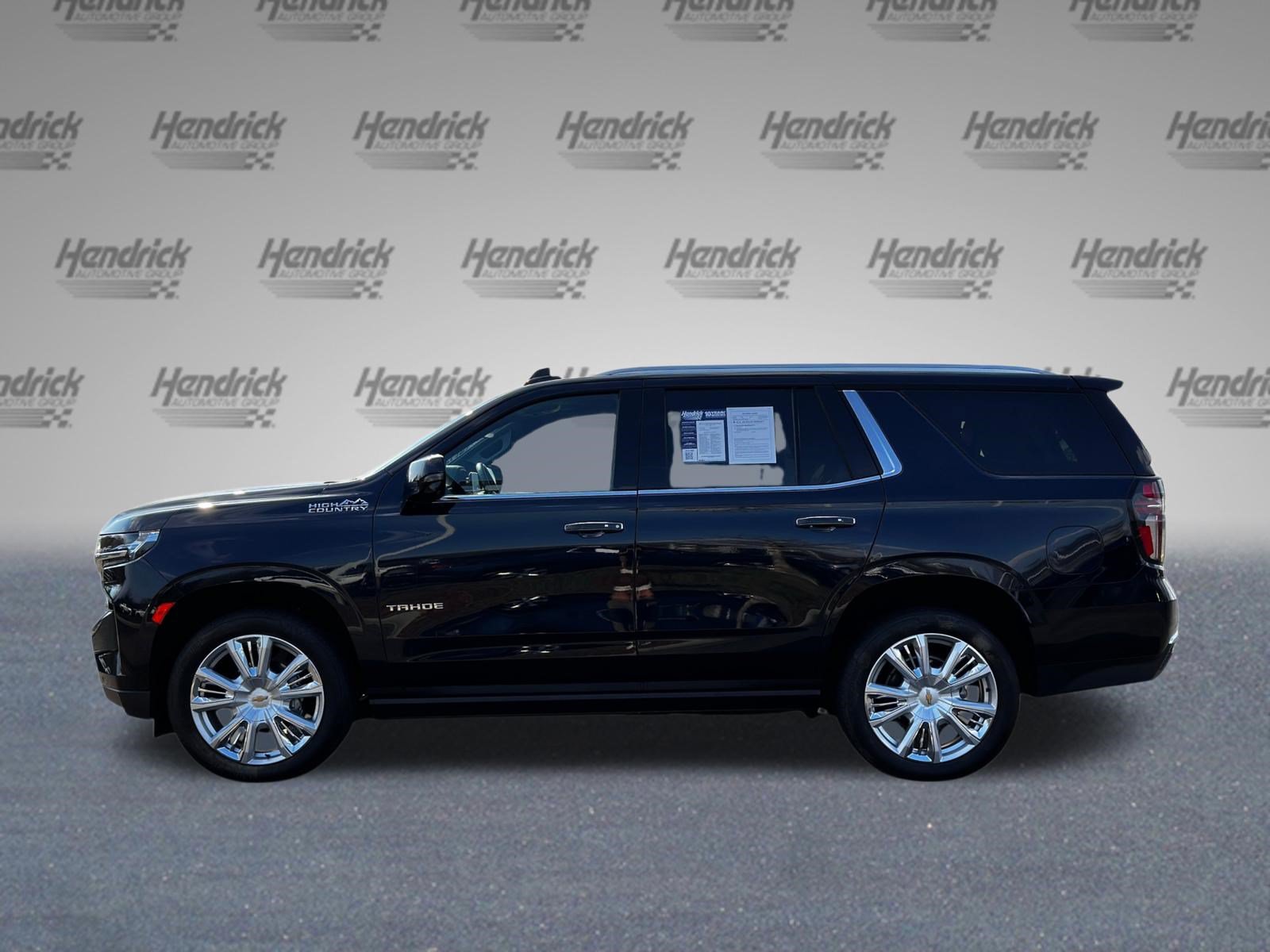 Used 2024 Chevrolet Tahoe High Country AWD/4WD image 7