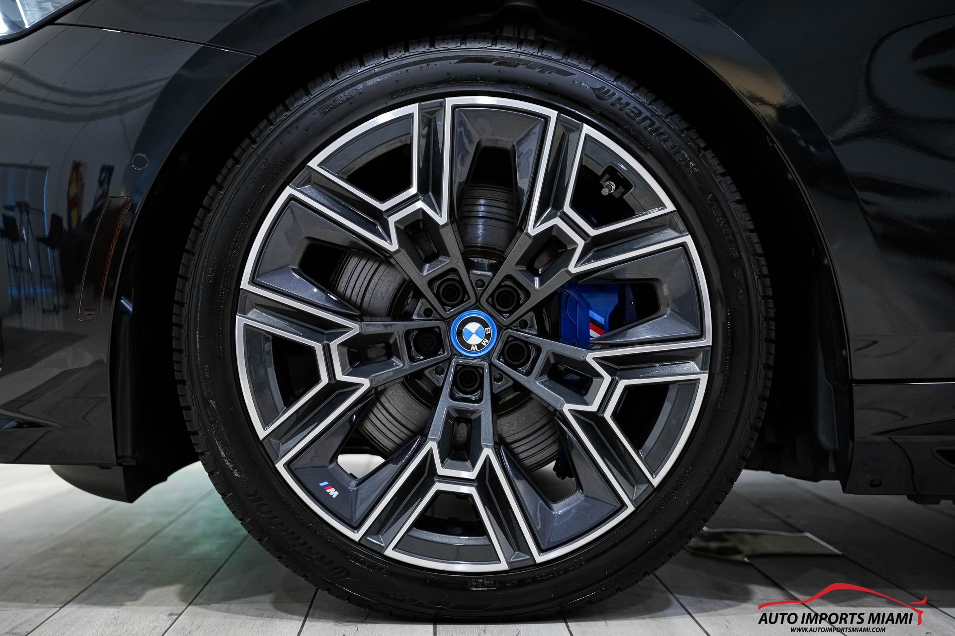Used 2025 BMW i5 xDrive40 w/ M Sport Package AWD/4WD image 85