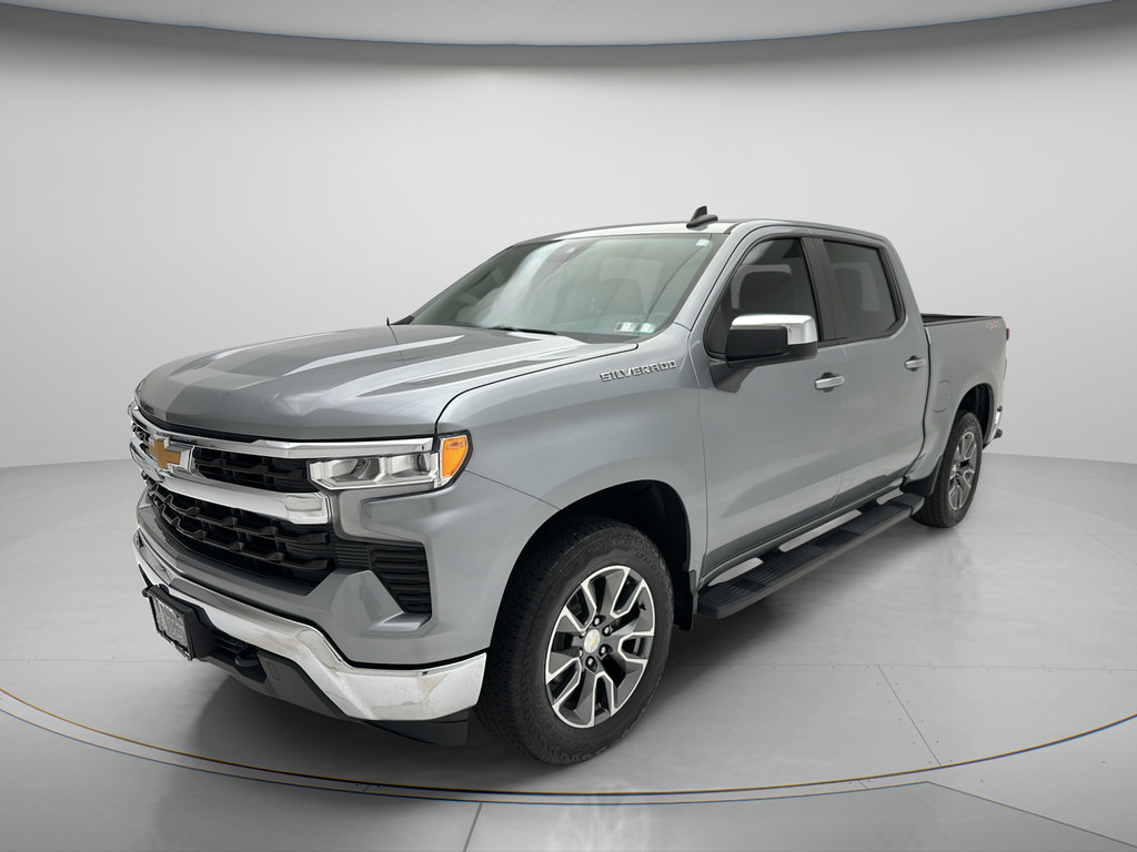 Used 2024 Chevrolet Silverado 1500 LT AWD/4WD image 3
