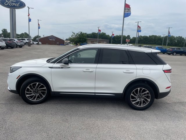 Used 2022 Lincoln Corsair AWD w/ Equipment Group 101A image 5