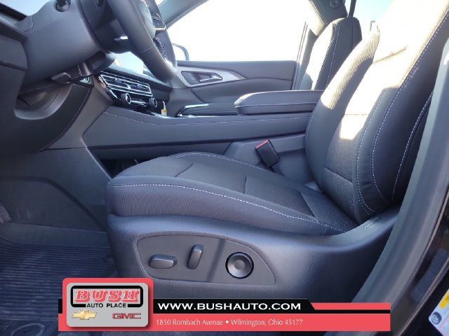 New 2027 Chevrolet Traverse LT w/ Driver Confidence Package FWD image 16
