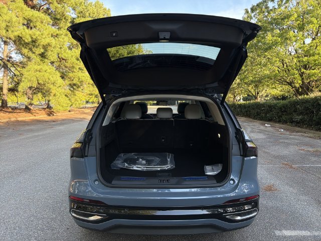 New 2026 Lincoln Nautilus Reserve AWD/4WD image 25