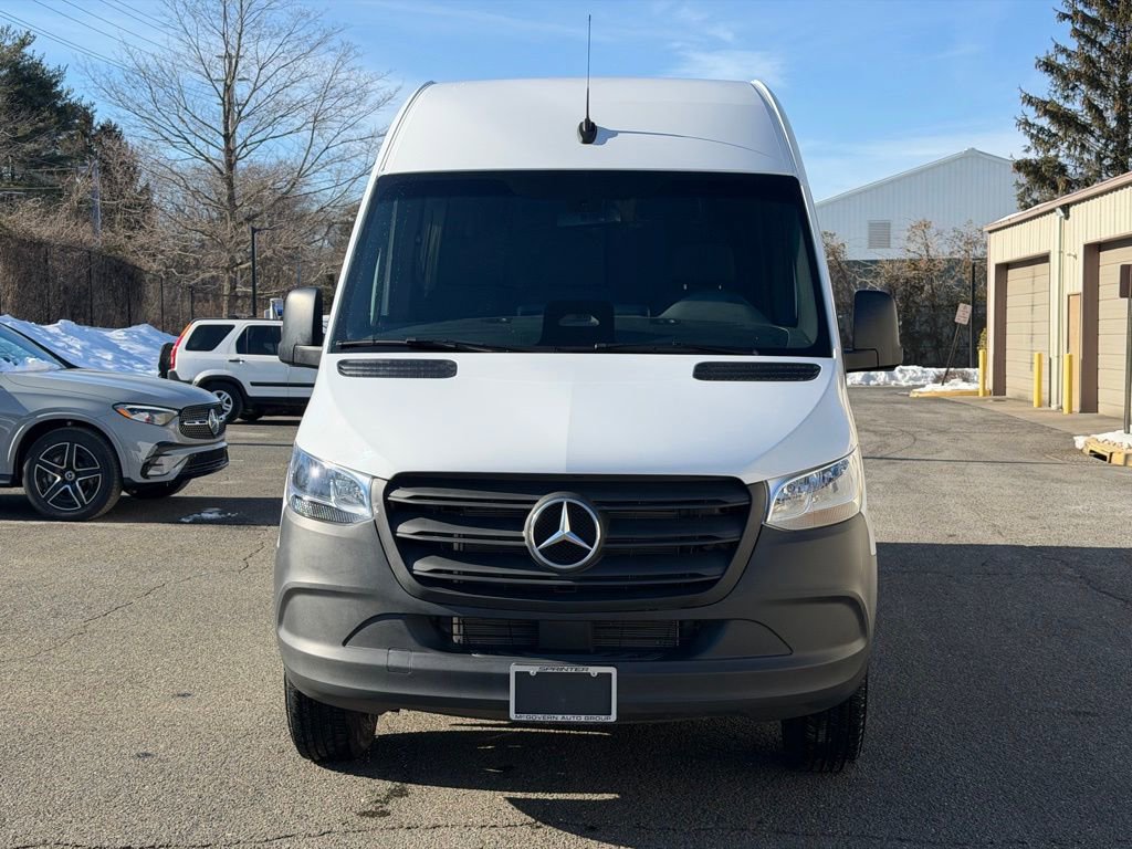 Used 2025 Mercedes-Benz Sprinter 2500 image 1