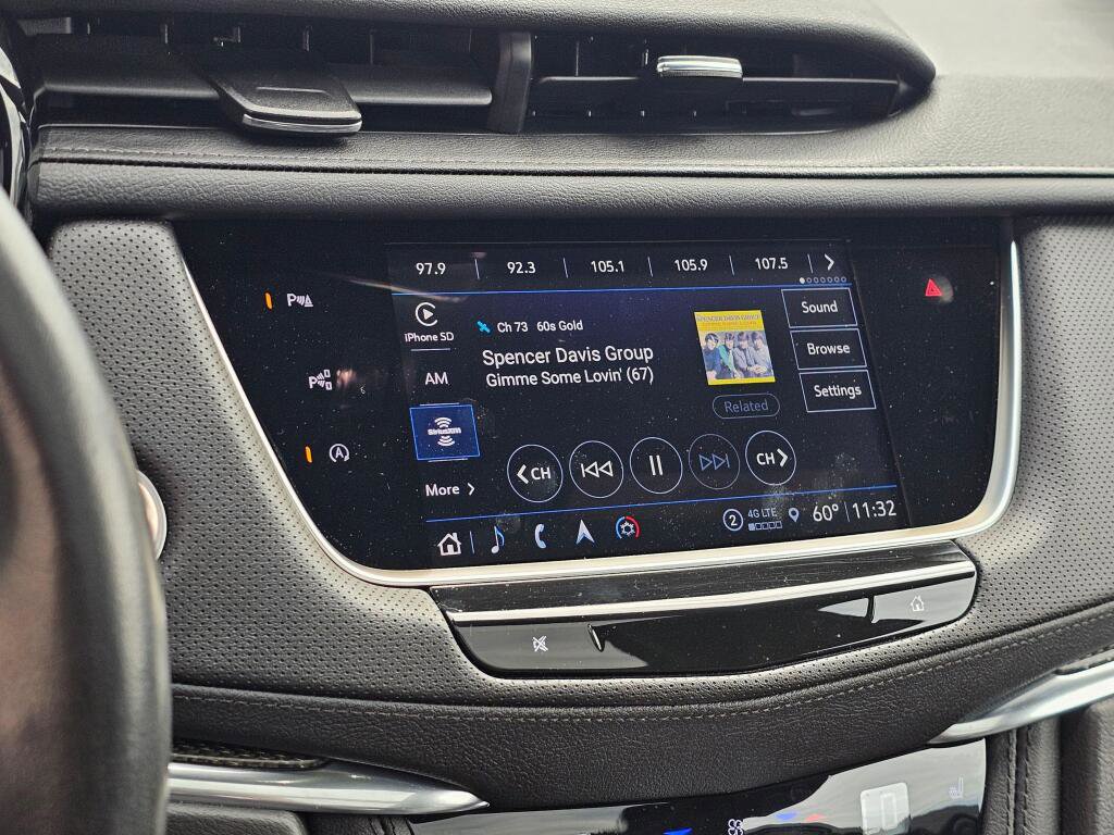 Certified 2023 Cadillac XT5 Sportv w/ Technology Package image 32