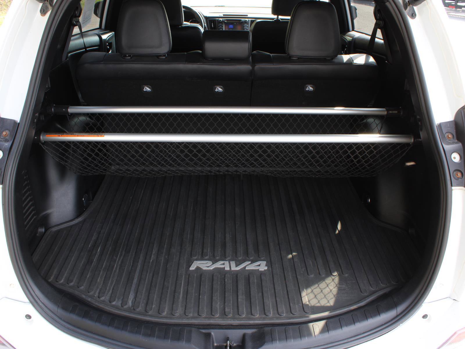 Used 2016 Toyota RAV4 SE AWD/4WD image 8