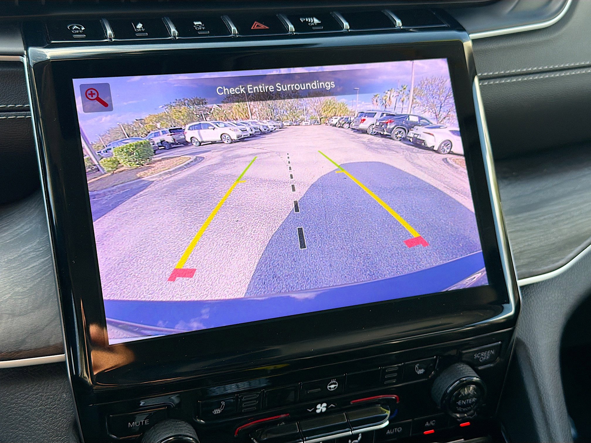 Used 2023 Jeep Grand Cherokee L Limited image 34