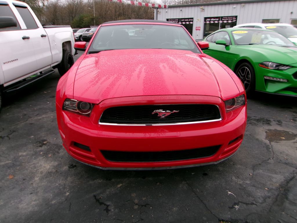 Used 2014 Ford Mustang Premium w/ Comfort Package image 2