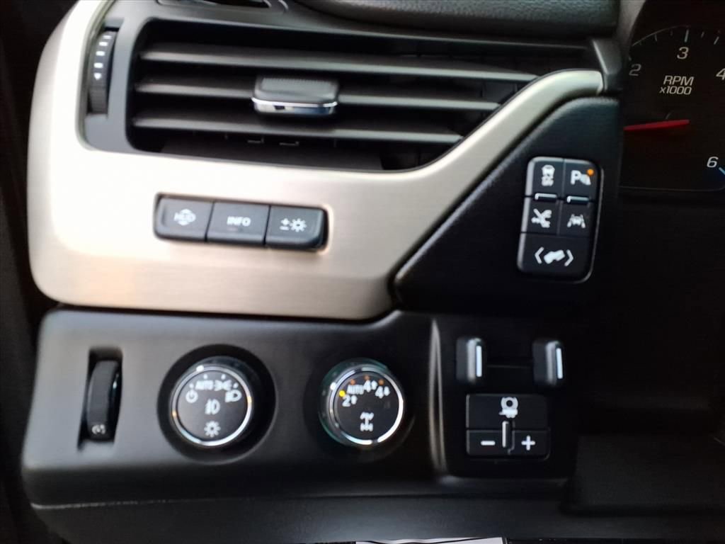 Used 2020 GMC Yukon XL Denali w/ Denali Ultimate Package image 15