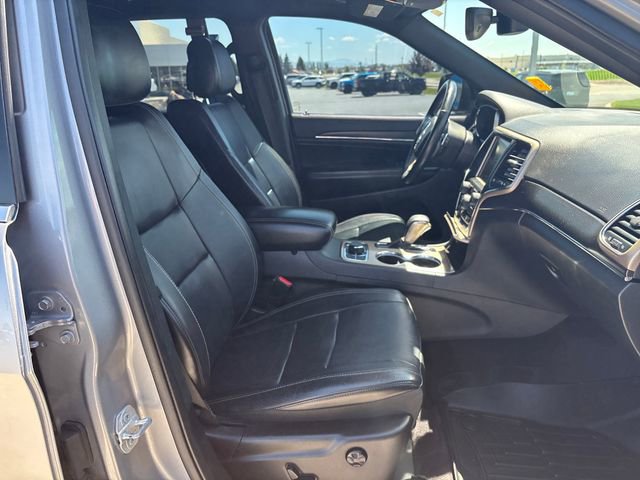 Used 2017 Jeep Grand Cherokee Limited w/ Luxury Group II AWD/4WD image 23