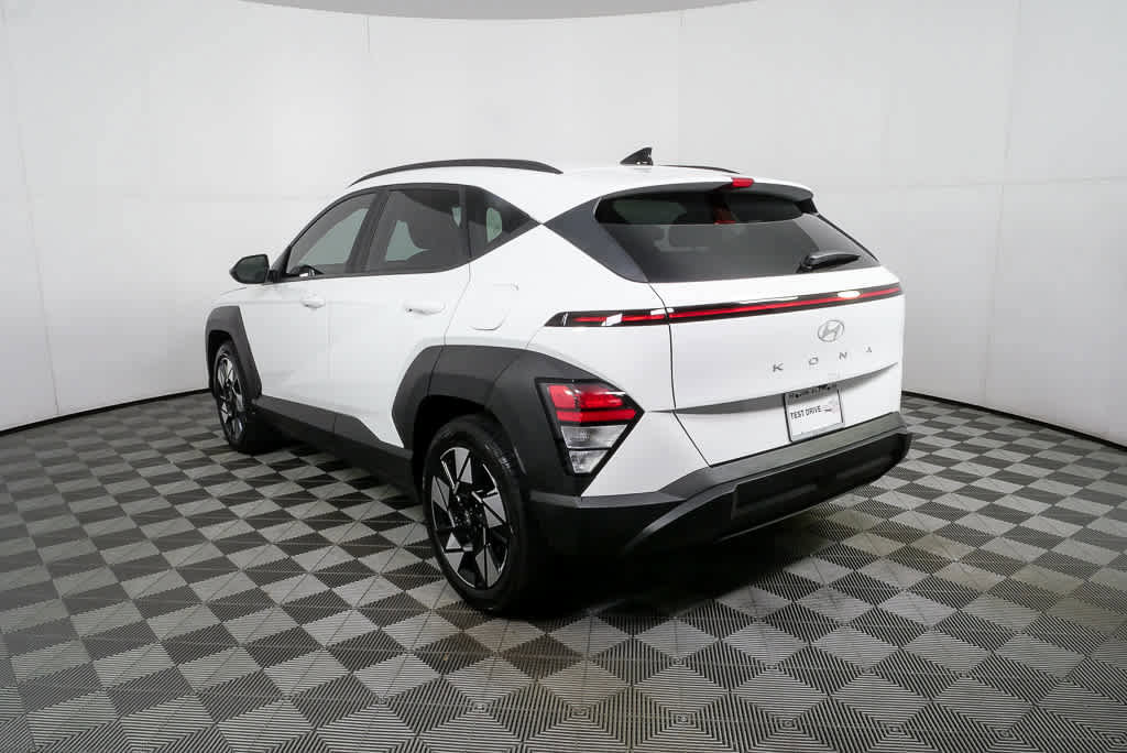 New 2025 Hyundai Kona SEL image 4