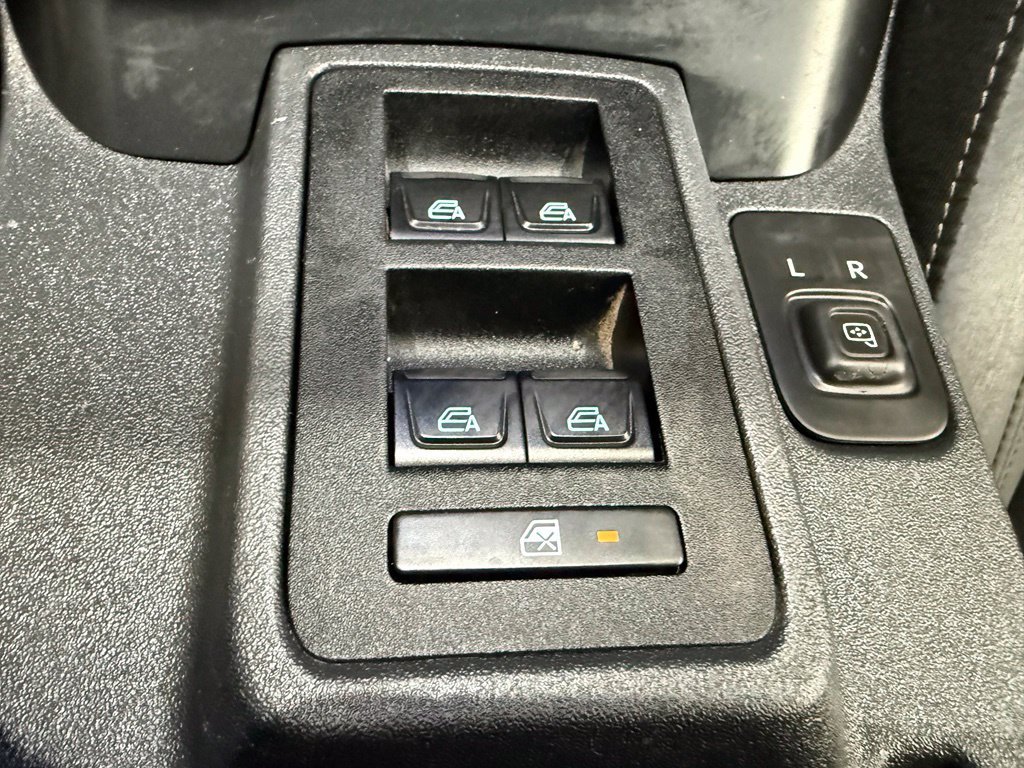 Used 2024 Ford Bronco Black Diamond AWD/4WD image 40