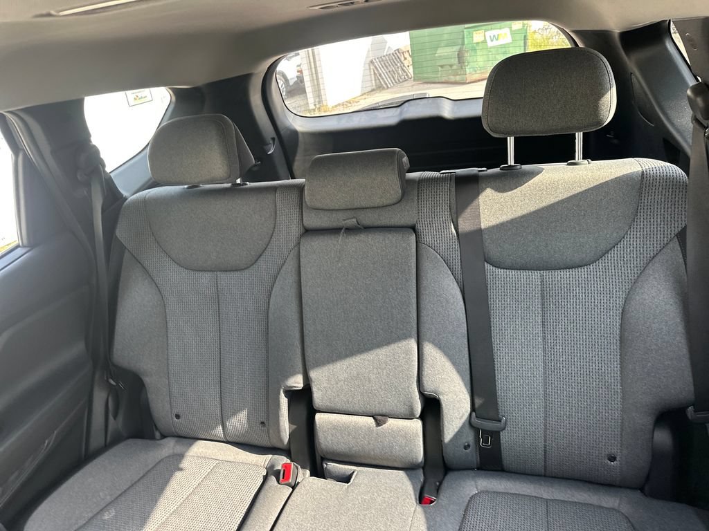 Used 2021 Hyundai Santa Fe Blue AWD/4WD image 18