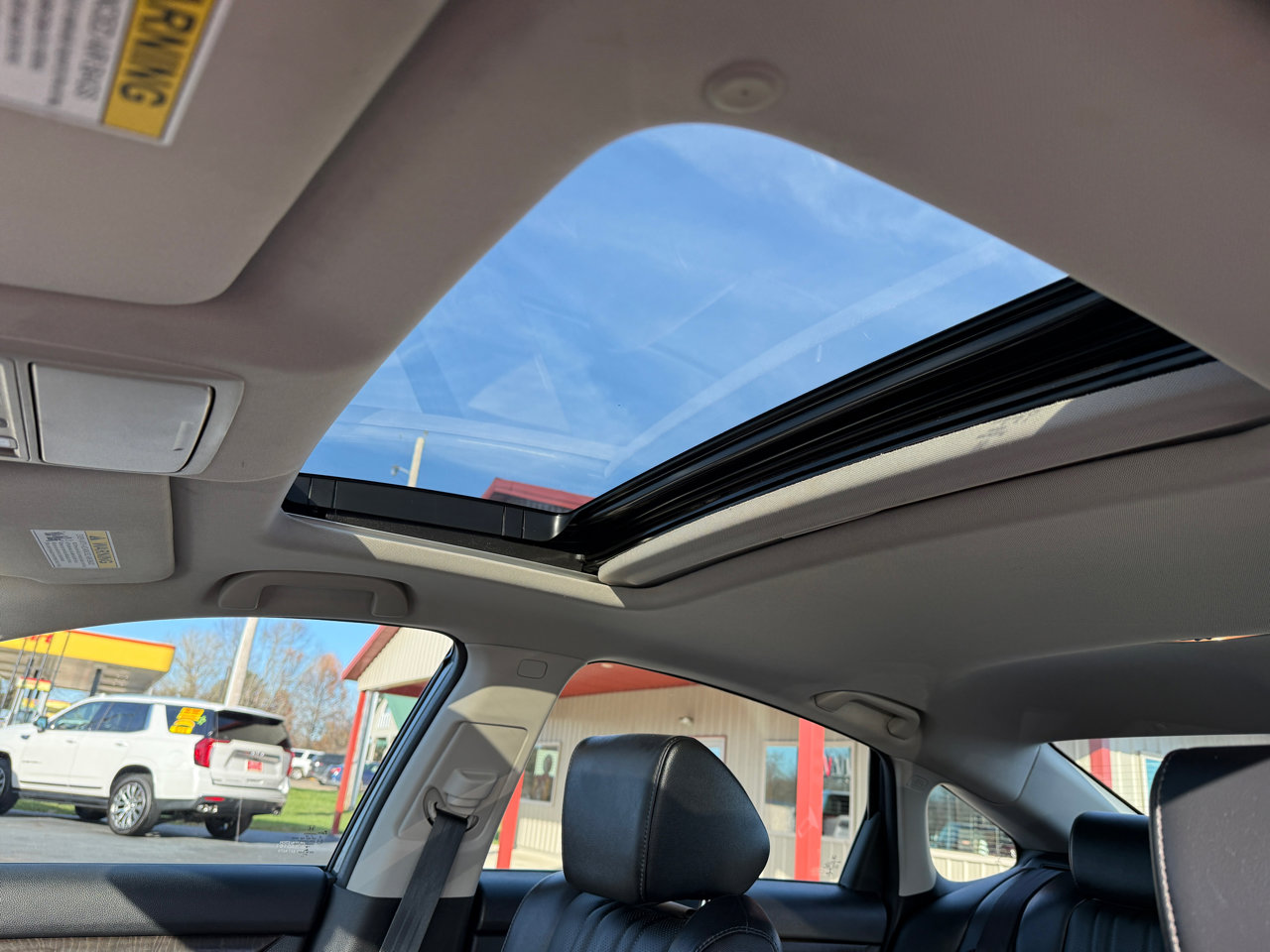 Used 2022 Honda Accord Touring image 16