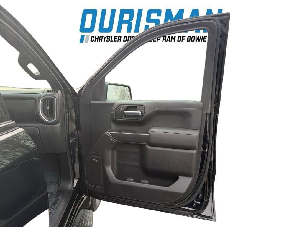 Used 2019 GMC Sierra 1500 AT4 w/ Off Road Performance Package image 11