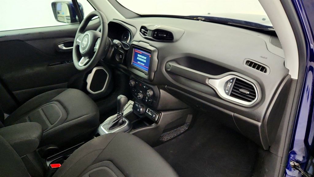 Used 2020 Jeep Renegade Latitude image 23