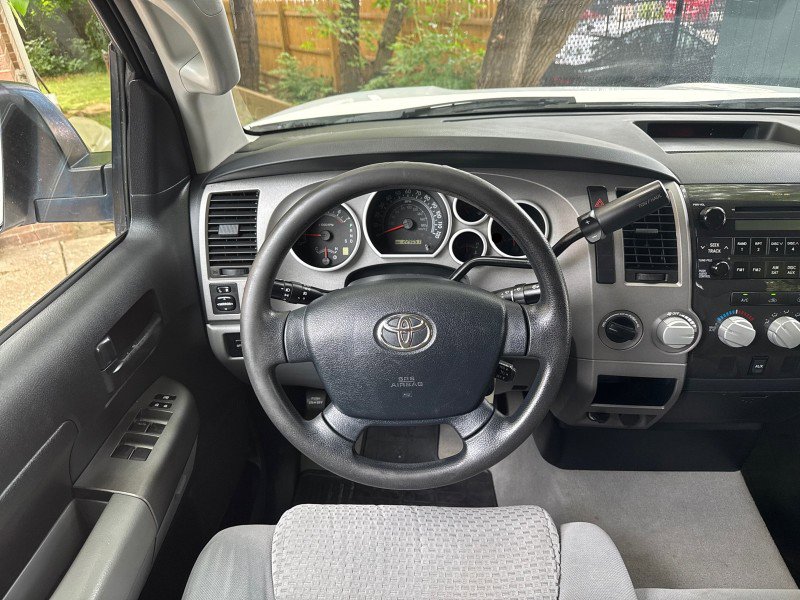Used 2011 Toyota Tundra 4x4 Double Cab w/ Tow Pkg image 18