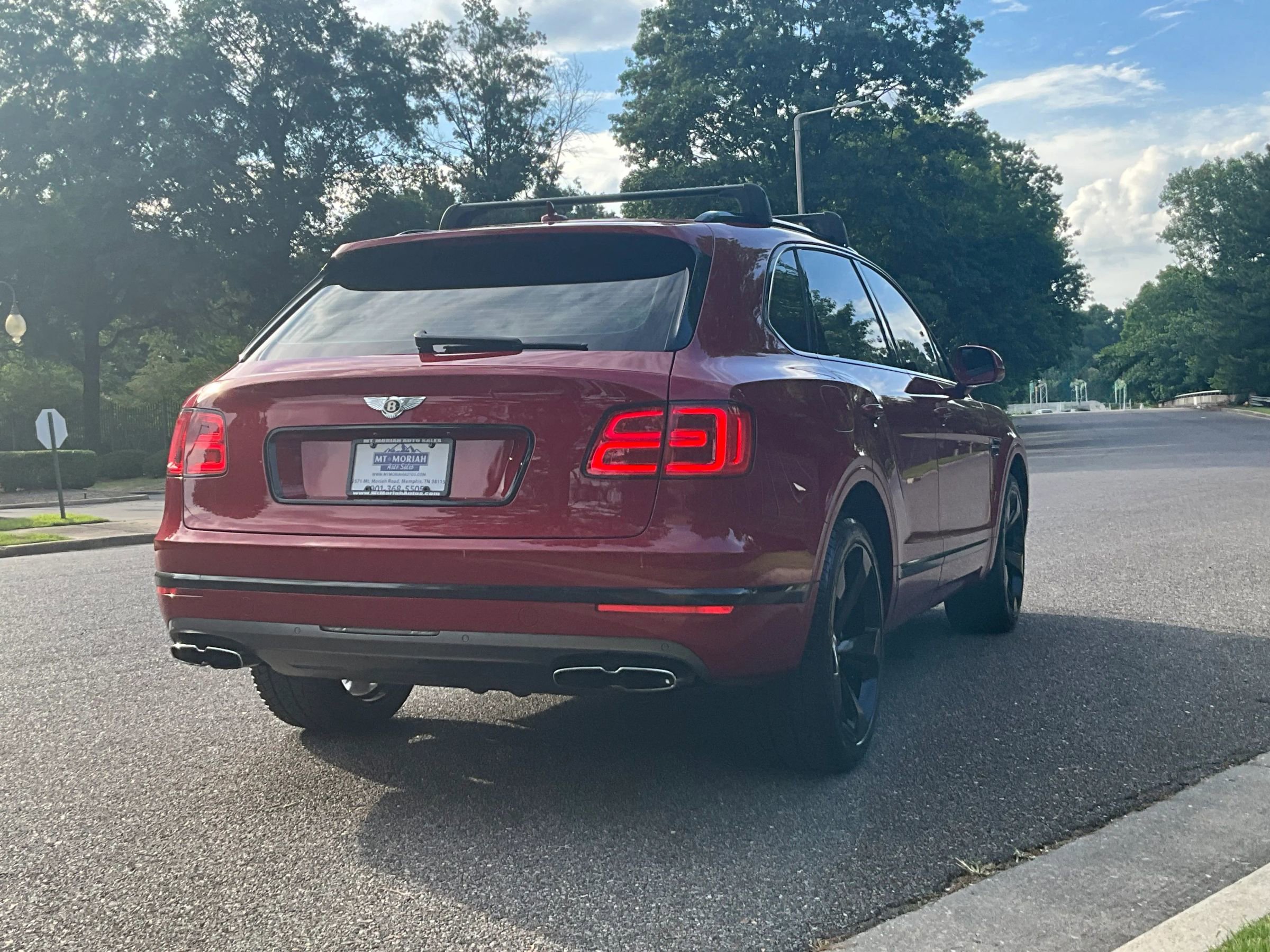Used 2019 Bentley Bentayga AWD/4WD image 6