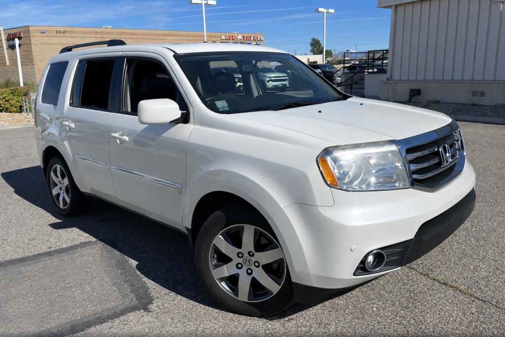 Used 2014 Honda Pilot Touring image 1