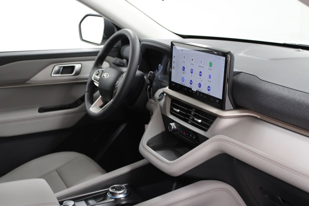 New 2026 Ford Explorer Active w/ Active Comfort Package image 30