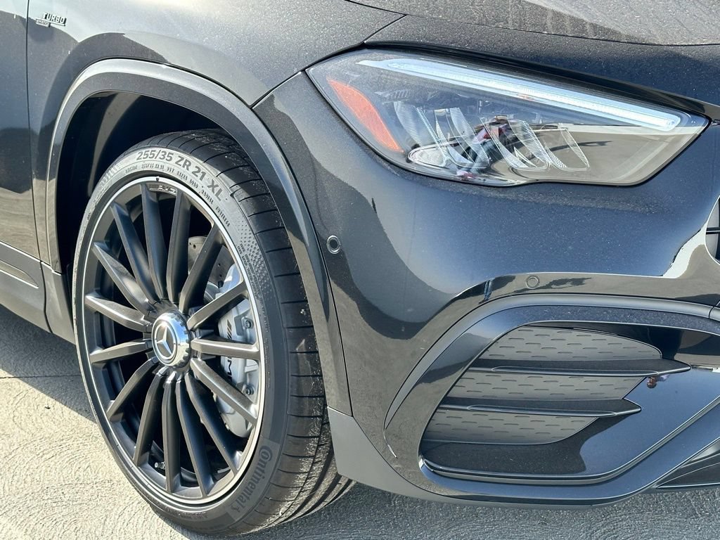 New 2025 Mercedes-Benz GLA 35 AMG 4MATIC image 4