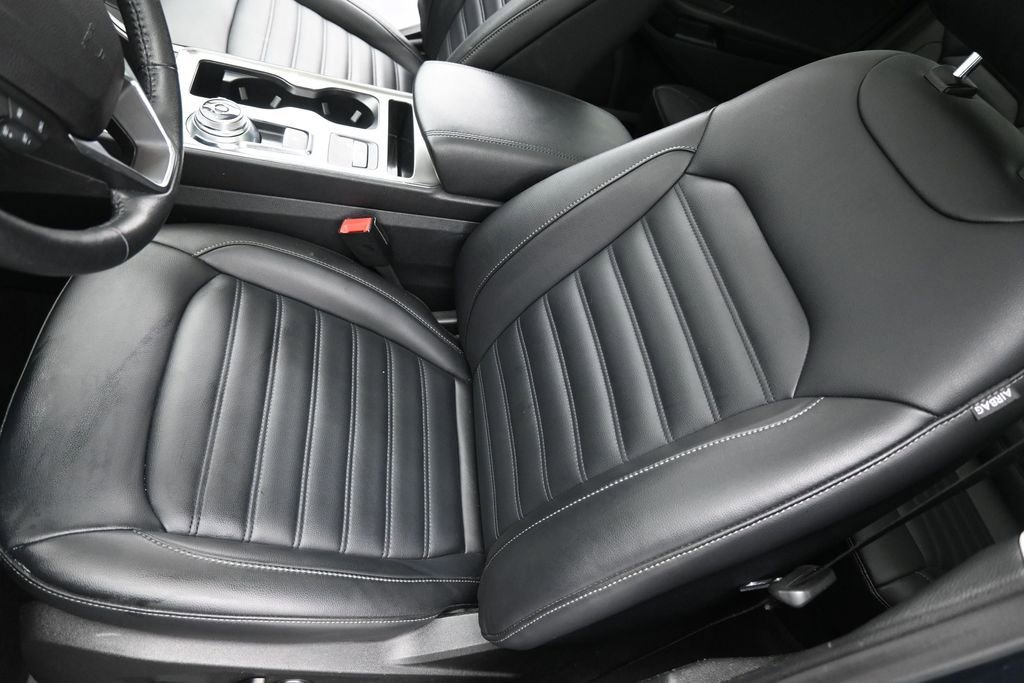 Used 2022 Ford Edge SEL w/ Convenience Package AWD/4WD image 11