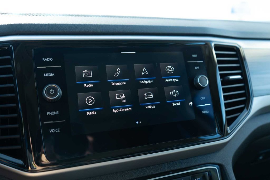 Used 2023 Volkswagen Atlas SEL image 23