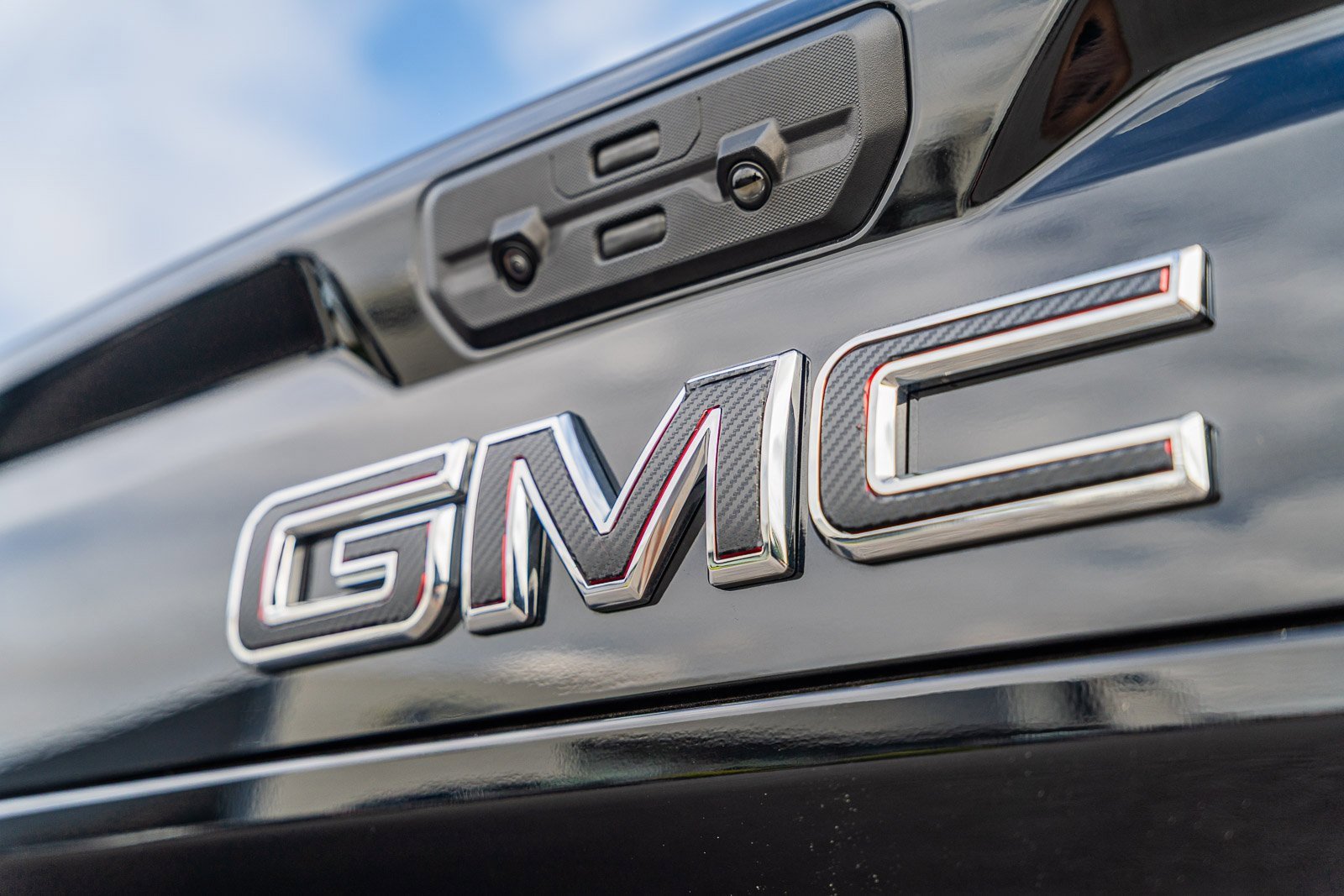 Used 2025 GMC Sierra 2500 AT4 w/ AT4 Premium Plus Package image 20